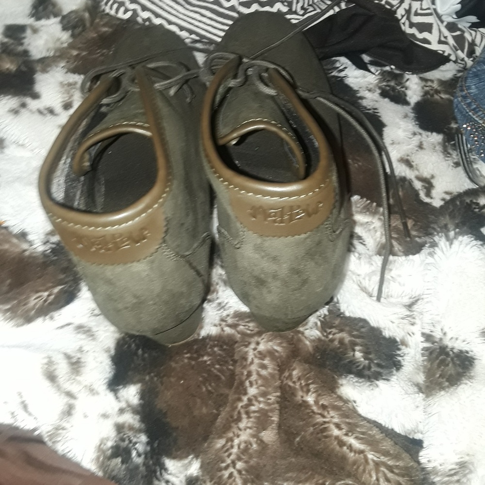 boots